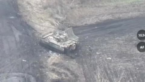 Destruction of the dry-land M2A2 Bradley IFV