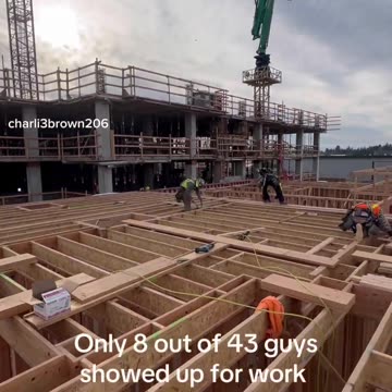 Job Site Employee Shows Only 8 Out of 43 Workers Showed Up to Work Due to Immigration Checkpoints