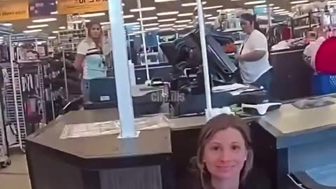Woman Demands Discount And Won't Leave Store