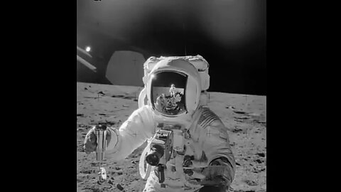 Wagging the Moondoggie: Parts 3-4 - BEST MOON LANDINGS HOAX