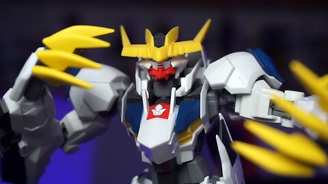 GUNDAM UNIVERSE GUNDAM BARBATOS LUPUS REX REVIEW