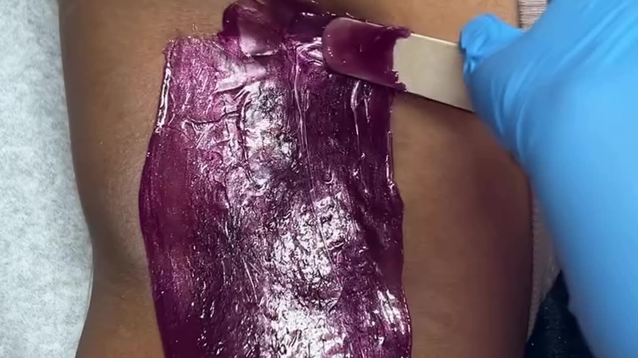 Mixing Colors and Perfecting Technique with Sexy Smooth Wax | @waxingqueenadventures