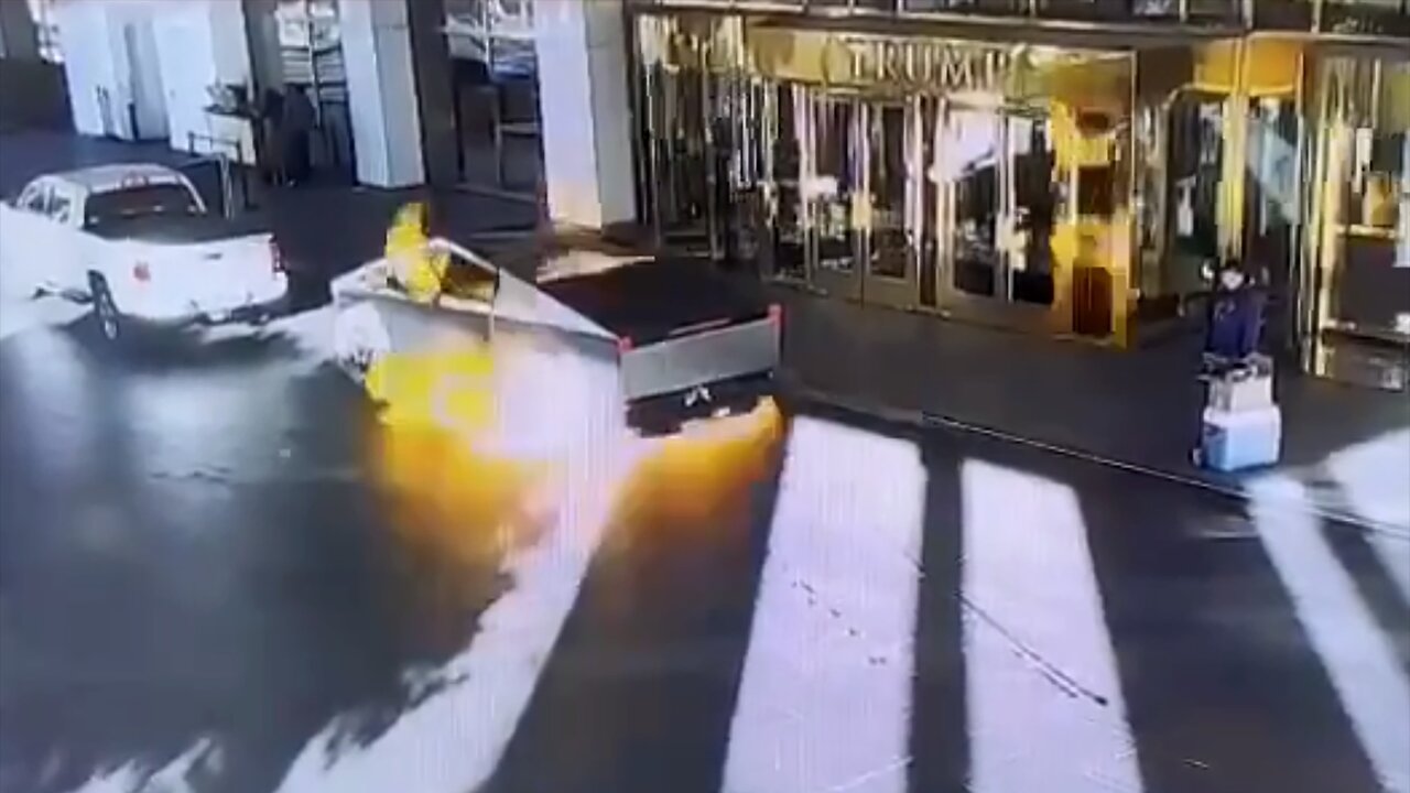 Tesla Cybertruck Explodes Outside Trump Tower Las Vegas – Full Video