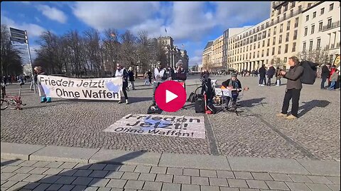 01.03.2025 - Mahnwache für den Frieden am Brandenburger Tor - Berlin