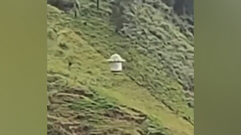 Odd-shaped UFO in Colombia