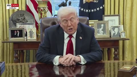 Donald Trump’s hilarious exchange with a reporter wearing a mask.