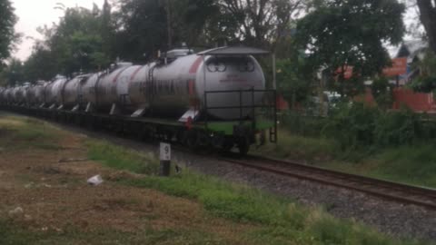 Kereta petrol, kereta tangki bahan bakar minyak regular biasa