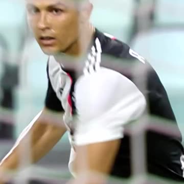 CR7-SIUUU in black & white Cristiano