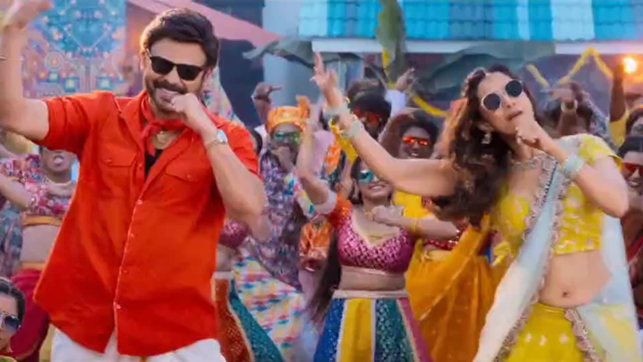 sankranthiki vasthunam. Gobiyallo gobiyallo title song