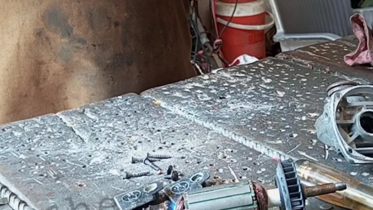Dewalt 4” Angle Grinder Not Working? Here’s How to Change the Armature