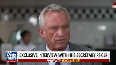 Bobby Kennedy eats tallow fries at Steak 'n Shake during interview with