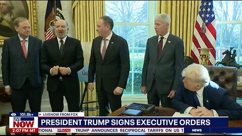 FULL: President Trump Signs More Executive Orders on Education, Ban Covid Vax Mandates in Schools