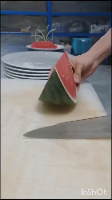 do you like the video of cutting watermelon with knife
