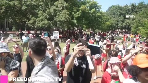 Police getting items THROWN at him at HAMAS rally