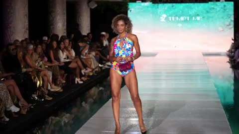 👙🌊Tempt Me Swim 🚀👗| Miami Swim 🚀👗 Bikini Run 👙🌊 Video