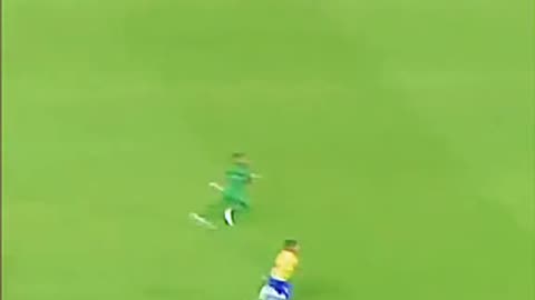 Ederson’s skill is scary #ederson #football #soccer