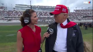 Trump Receives Thunderous Applause at NASCAR’s Daytona 500