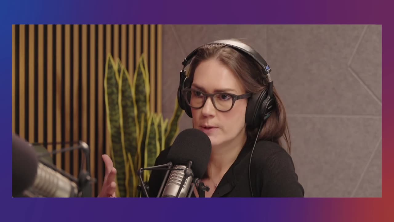 Fox News Dem, Prominent Professor Say Mike Johnson 'Has Done A Really Good Job'