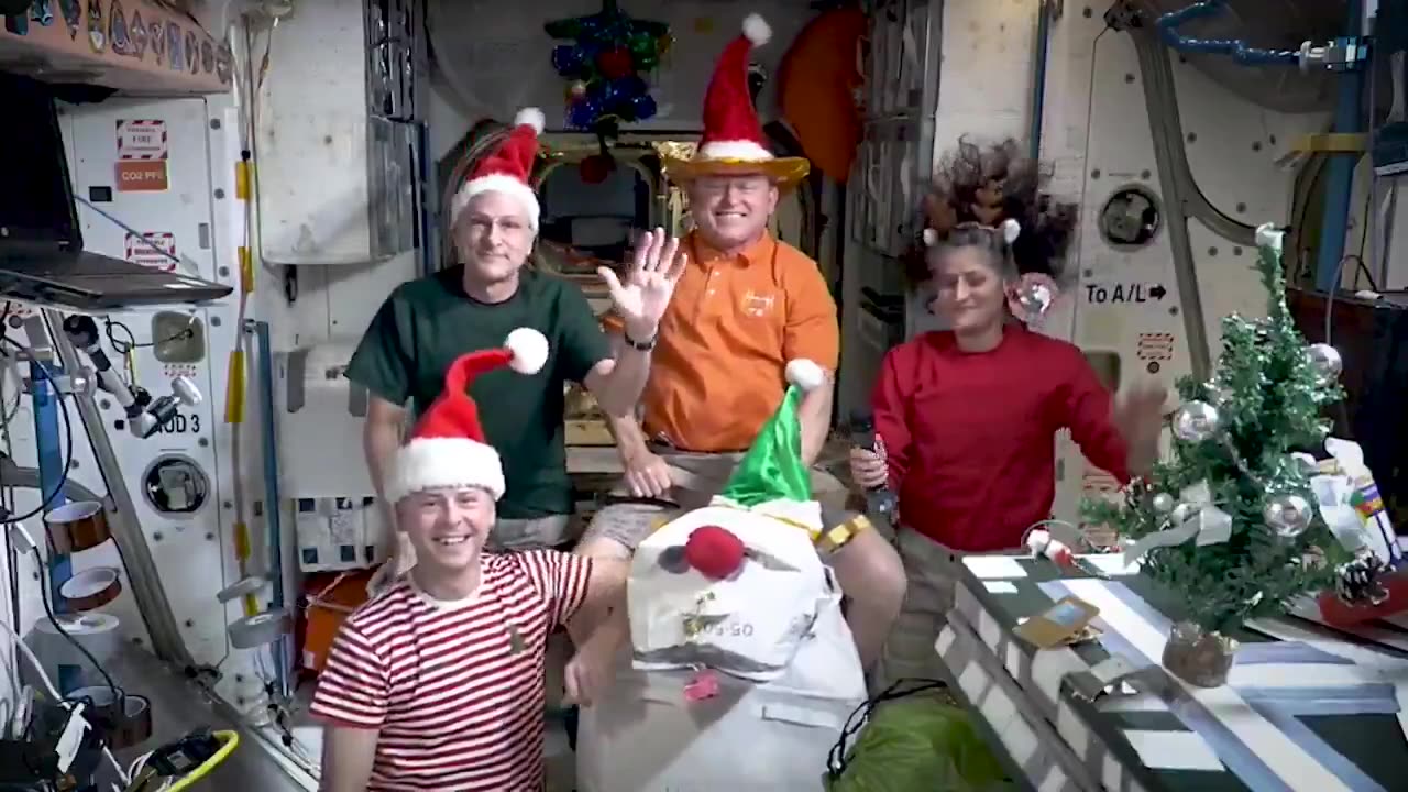 Merry Christmas from ISS