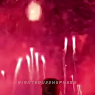 Happy 'TRUMP/TATE' New Year!