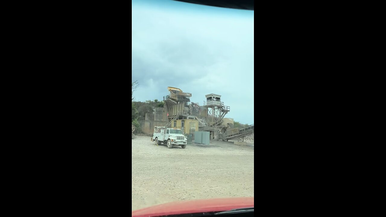 Dumping into the crusher