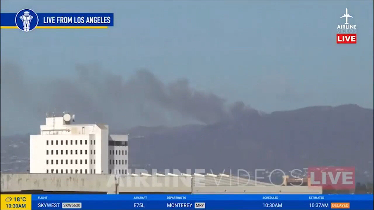 Airplane Videographer Captures Moment Southern California Wildfires Ignite