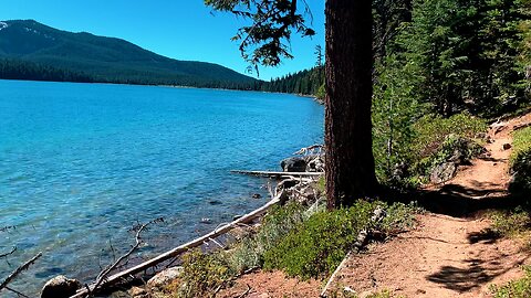 Hiking Paulina Lakeshore "Grand" Loop E7 | Newberry National Volcanic Monument | Bend Central Oregon