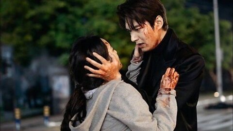 Lee Min-ho fights his way to save Kim Go-eun