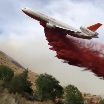 DC-10 Retardant Drop, Carlton Complex Fires