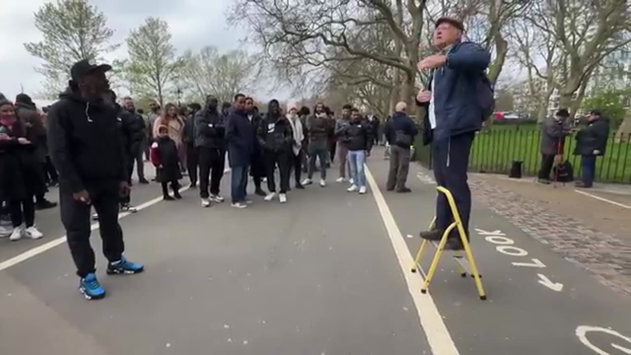 CHAOS @ SPEAKERS CORNER _ PART 1 [4K]