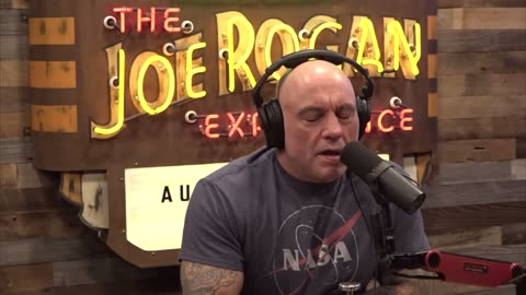 Mel Gibson discusses the resurrection of Jesus with Joe Rogan