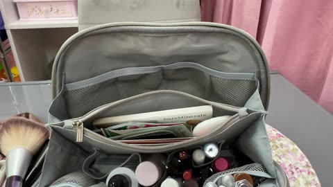 Whats in my Cosmetic/Makeup Bag from During Co.