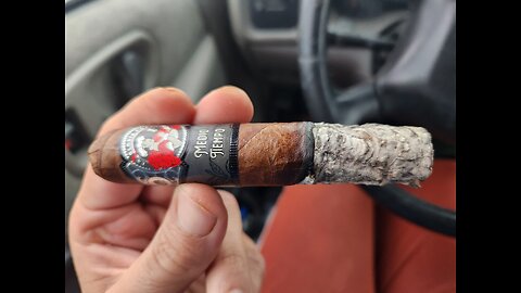 La Gloria Cubana Medio Tiempo Robusto Cigar Review