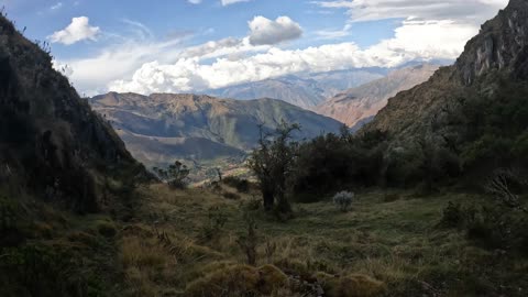 Exploring the other side of Ampay (Huanipaca, Apurimac)