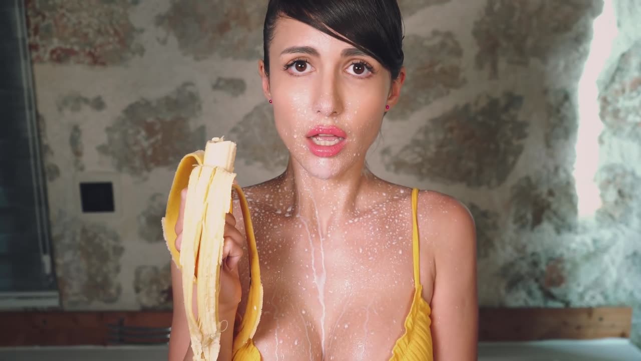 ASMR MILK AND BANANA