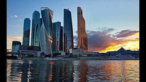 Discussing Life in the City of Moscow vs the Moscow Region Suburbs