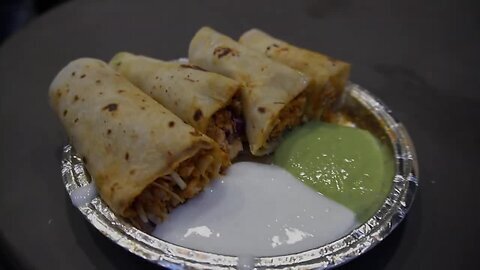 PANEER SHWARMA __ Best shwarma in Delhi for ₹89_- only __ Shahdra __ Indian food