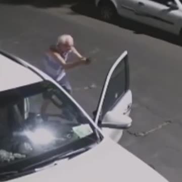 Old Man Rightfully Defends Himself With A Gun [2A Self Defense in Action]