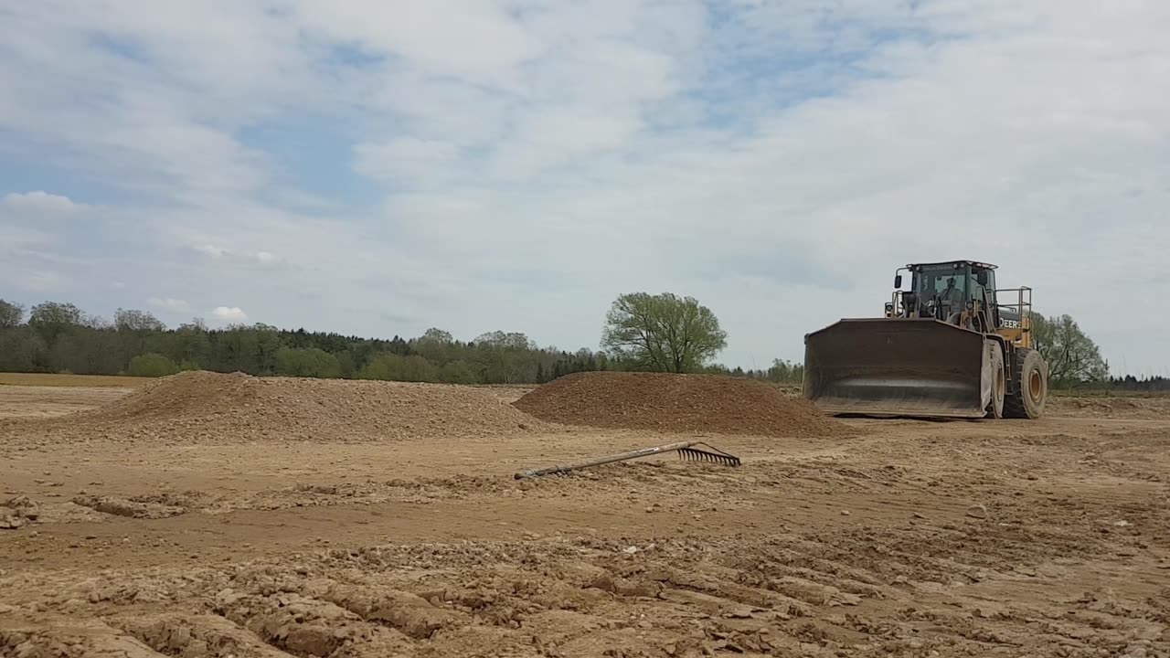 TRAXXAS X-MAXX Jump Training