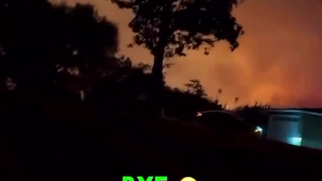 Video shows couple fleeing their home from the Eaton Fire in Altadena California