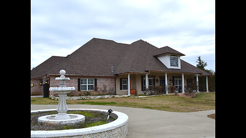 East Texas Estate, Custom Home for Sale with 48 acres in Nacogdoches TX