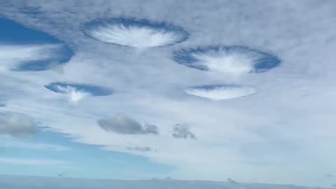 What in the world... I saw this while fishing offshore! #aliens #fishing #ocean #scary #UFO