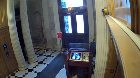 0216USCS02UpperSenateDoorInterior_2021-01-06_15h00min02s907ms.mp4