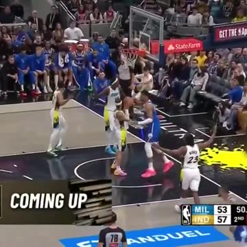 NBA - SIAKAM. GIANNIS. Two powerful slams back-to-back 💥💥