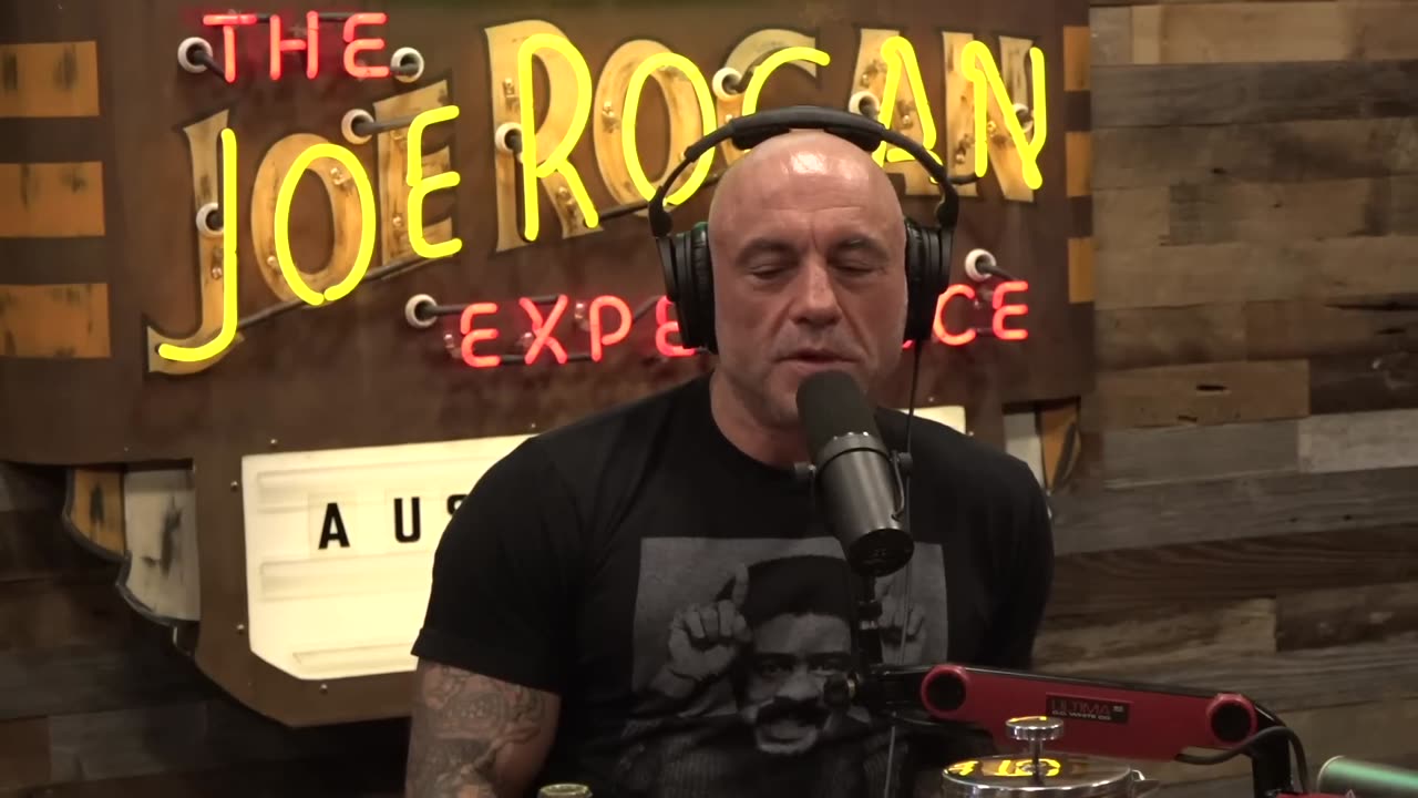 Joe Rogan Experience #2035 - Brian Simpson