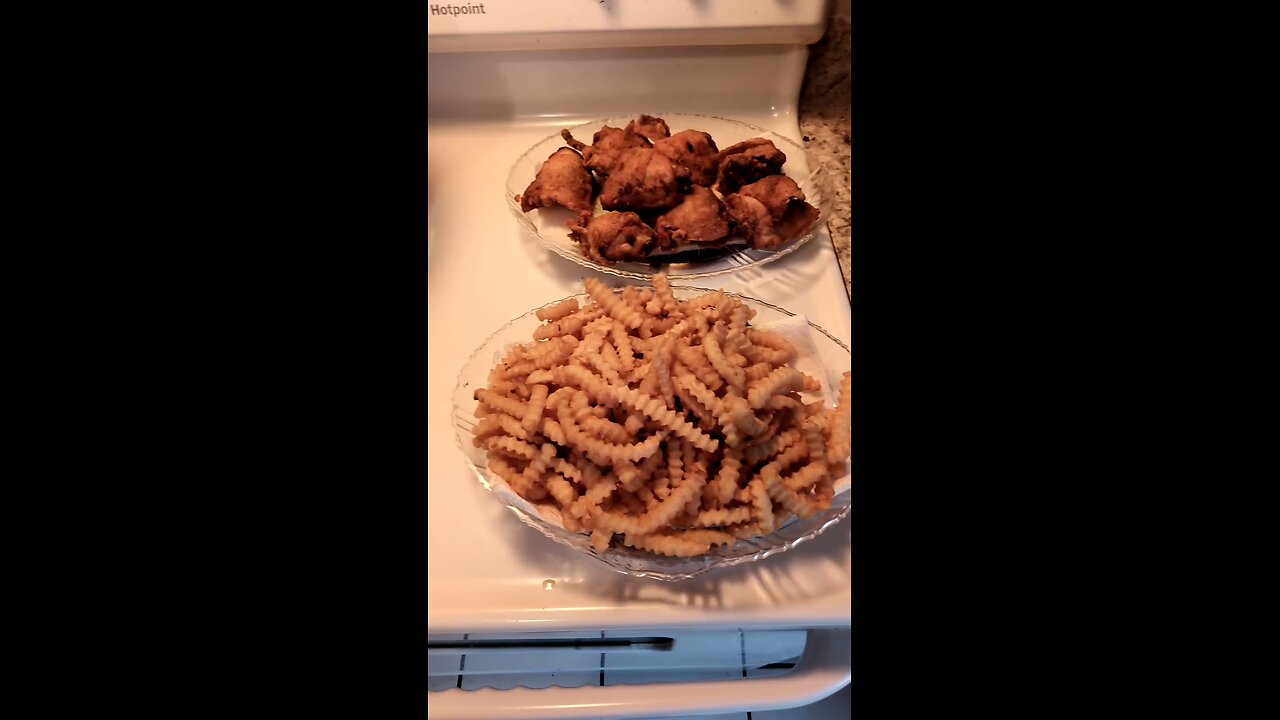 Leta's chicken and chili dogs