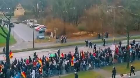 German patriots march streets chanting ‘those who hate Germany must leave German