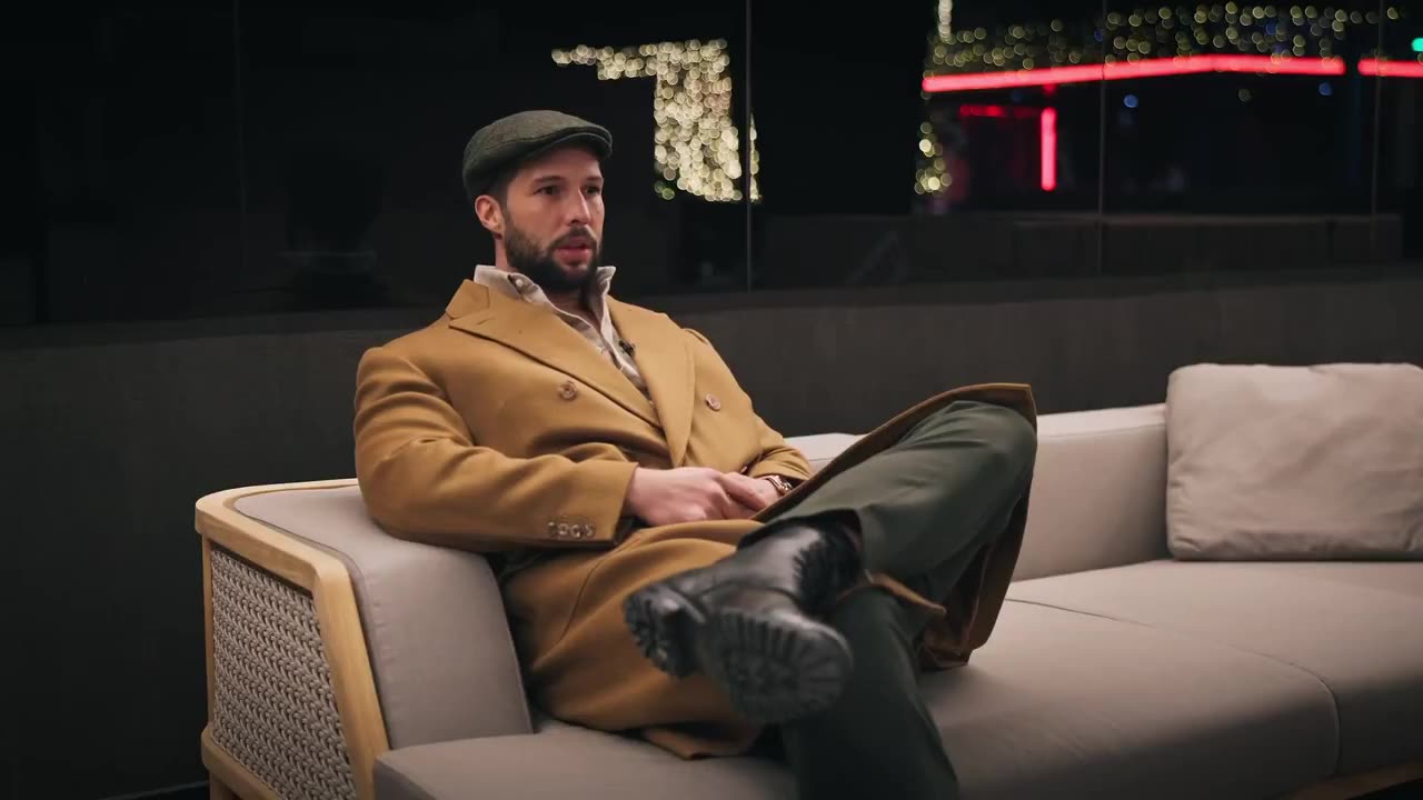 19-year-old guy with $25,000 asks Tristan Tate what he should do to invest