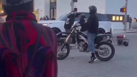 California Bikers crash into Range Rover on Rodeo Drive after running red light