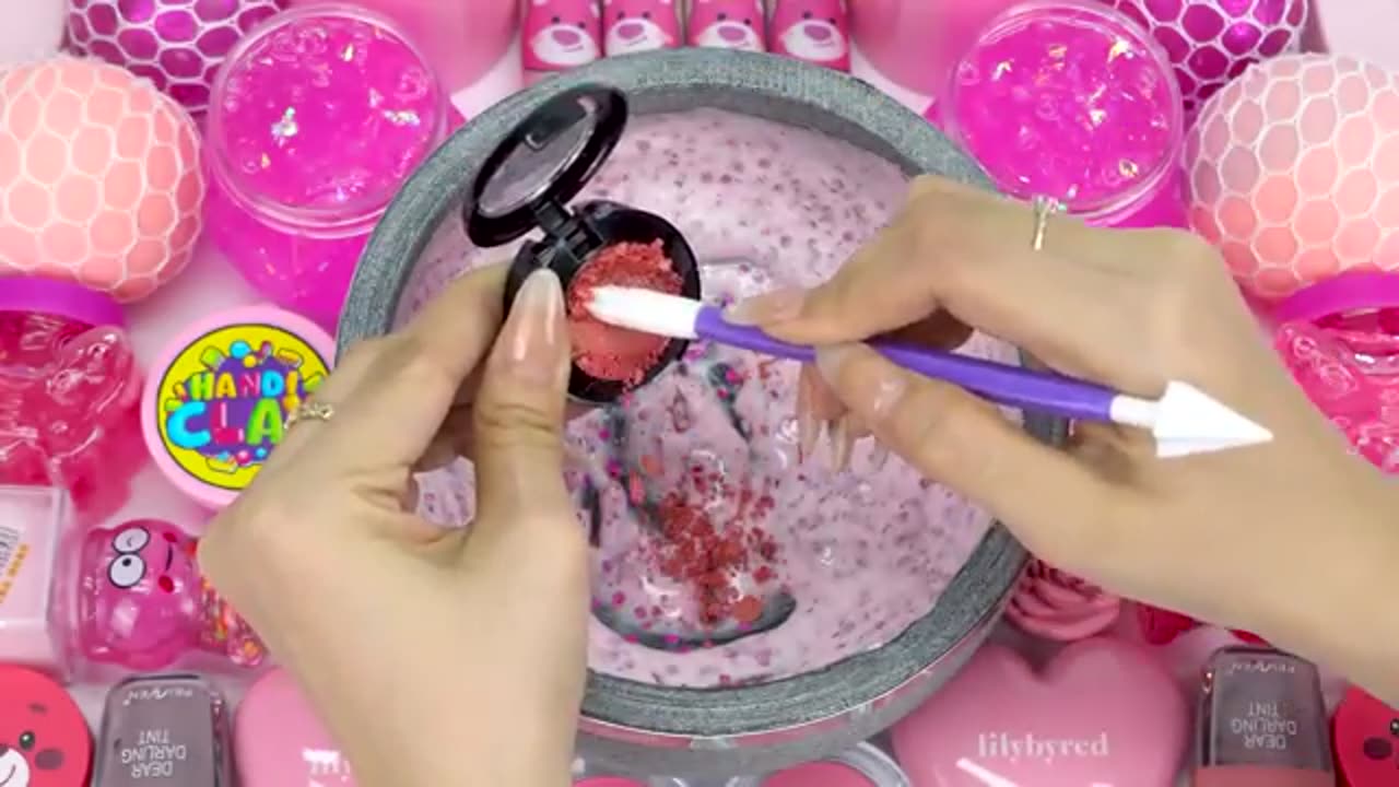 Satisfying video making cute pink eyeshadow slime maxing gitter